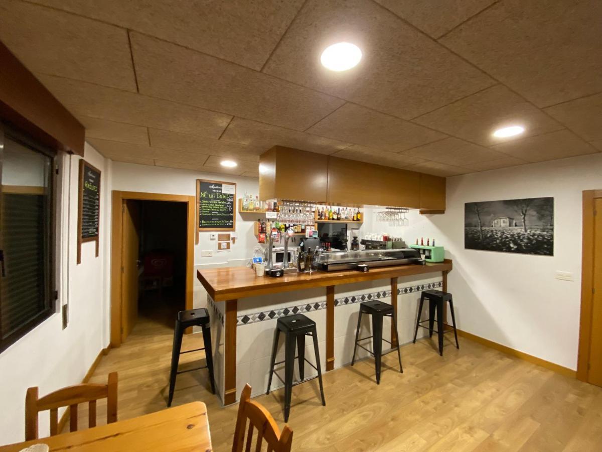 Albergue El Camino De Santovenia Santovenia De Oca Eksteriør bilde